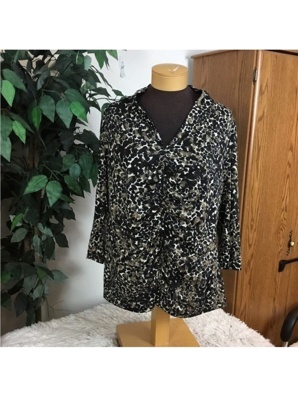Alfani pullover blouse Woman’s size 1X animal print black brown cream